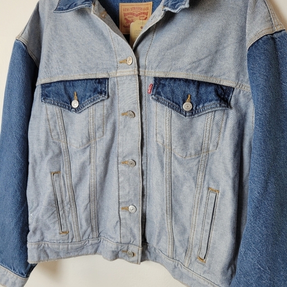 NEW Levi’s Inside Out 90’s Trucker Jean Jacket Two Toned Denim Oversized Sz L - Picture 3 of 10